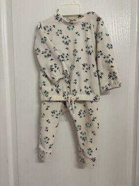 Jessica Simpson Cream 2 pc Set Blue Floral Print Ribbed Soft Fabric Size 18 mo